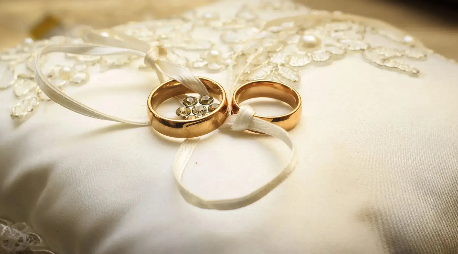 Les-bijoux-en-acier-inoxydable-un-Must-Have-pour-les-mariages